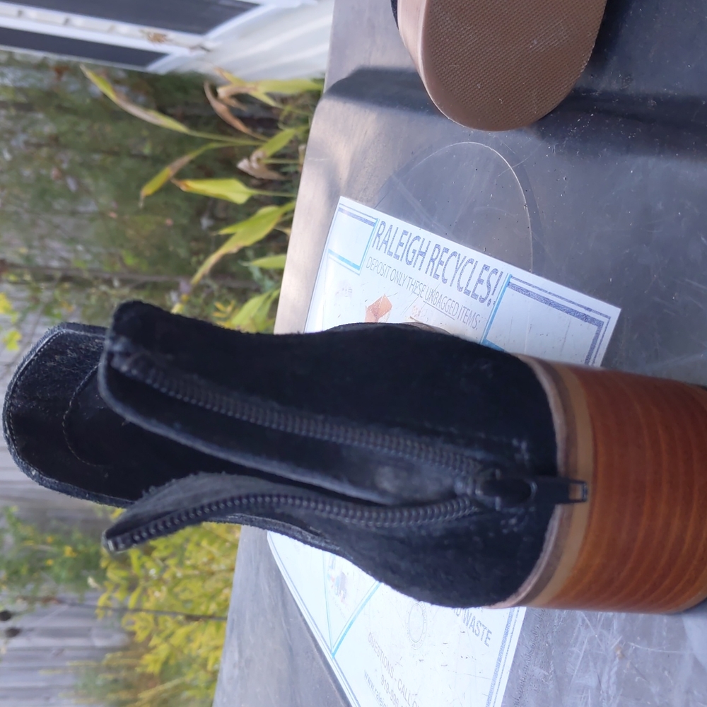 Steve Madden suede boots - Picture 6 of 7